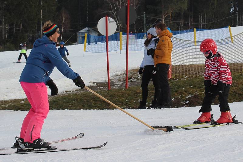 Marka Chmelařová pracuje jako instruktorka lyžování ve Frymburku.