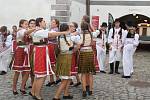 Významnou součástí Svatováclavských slavností je Mezinárodní folklórní festival.