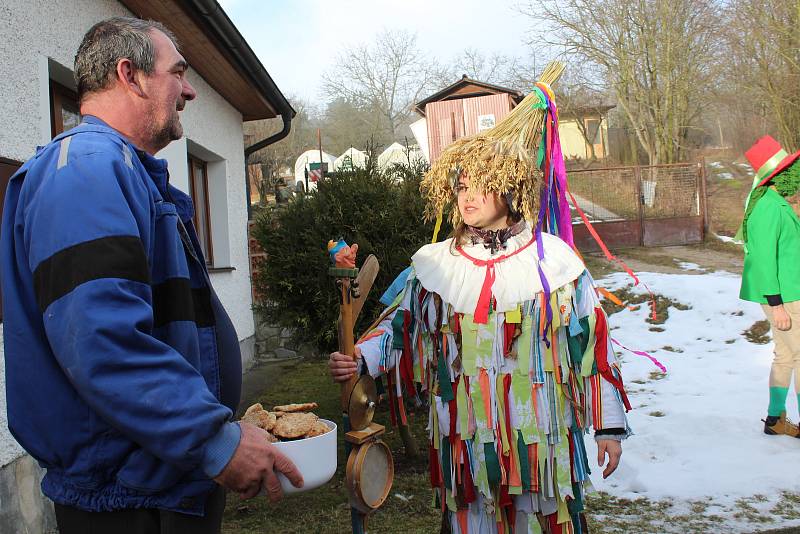 Plešovičtí žili v sobotu masopustem spojeným se zabijačkou.