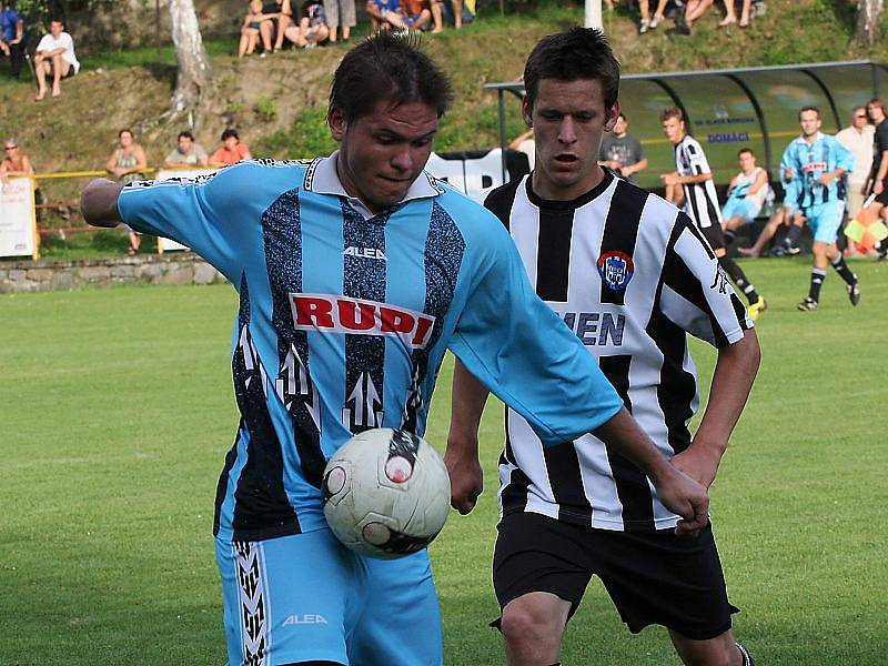 Fotbalové utkání A skupiny oblastní I. B třídy / FK Nová Ves-Brloh - FK Topmen Spartak Kaplice B 1:0 (1:0).