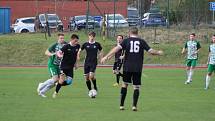 Fotbalová divize: Slavoj Český Krumlov - Tochovice 4:3 (2:1).