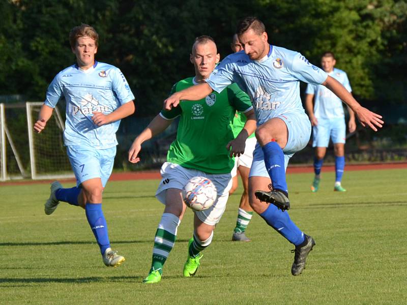 Ondrášovka KP muži – 2. kolo: FK Slavoj Český Krumlov (zelené dresy) – FK Protivín 1:0 (1:0).