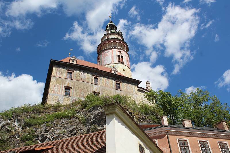 Český Krumlov o prvním májovém víkendu.