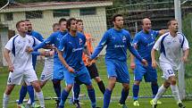 I.B třída - 2. kolo (1. hrané): Vltavan Loučovice (bílé dresy) - FC Šumava Frymburk 4:2 (0:1).