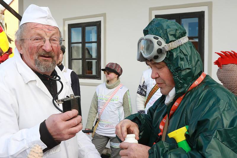 Sobotní masopustní veselí v Horní Plané.