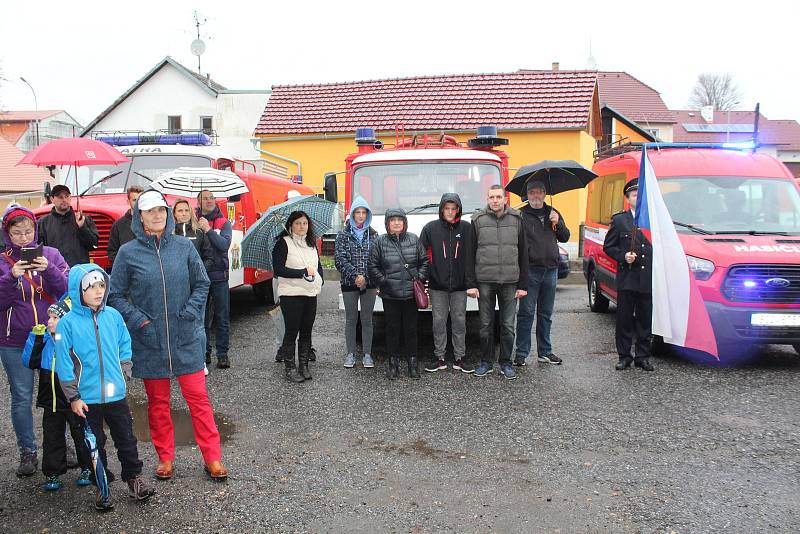 Sobotní odpoledne obyvatelé Malont věnovali oslavám vzniku republiky. Nechyběl ani ohňostroj.