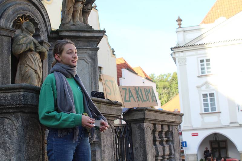 Českokrumlovští studenti se 20. září 2019 přidali k celosvětové stávce za klima.