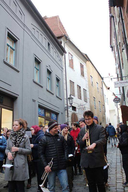 Masopustní průvod v Českém Krumlově se koná v režii Základní umělecké školy.