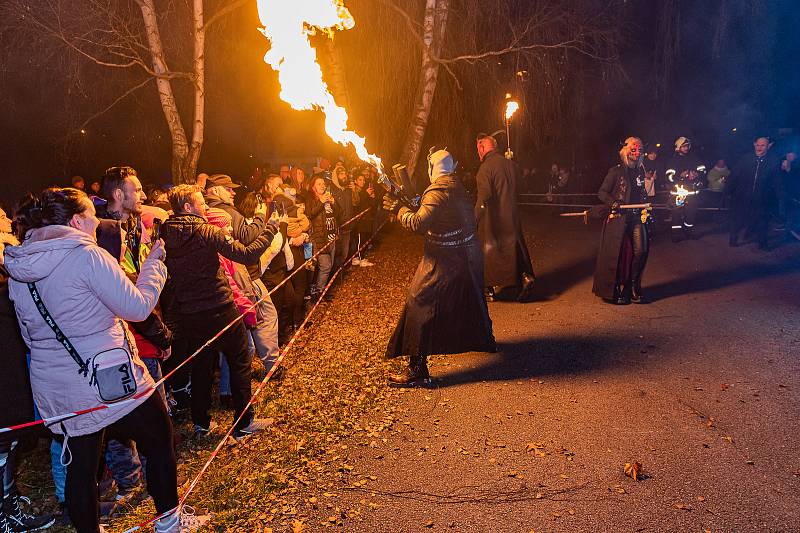 Krampusáci děsili svým zjevem ve Vyšším Brodě.