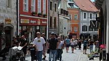 Český Krumlov o prodlouženém červencovém víkendu.