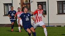 Okresní přebor muži - 6. kolo: FK Dolní Dvořiště (modré dresy) - TJ Smrčina Horní Planá 2:1 (2:1).