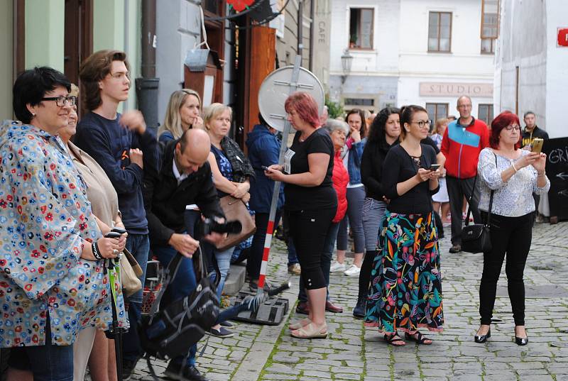 Soukenická žije! Český Krumlov slaví slunovrat.