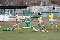 Fotbalová divize: Slavoj Český Krumlov - SENCO Doubravka 1:2 (0:1).