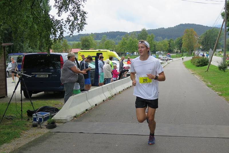 Olympijský maraton na Rio Lipno startoval v Nové Peci.