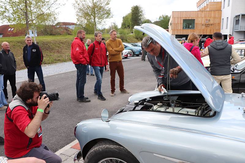 V Českém Krumlově se konala Czech New Energies Rallye určené výhradně pro vozidla s elektrickým motorem. Na Rallye Český Krumlov Revival pak vyrazily historické vozy vyrobené do roku 1990.