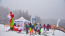 McDonald's Winter Cup 2020, závod ve slalomu pro veřejnost, ve skiareálu Lipno.