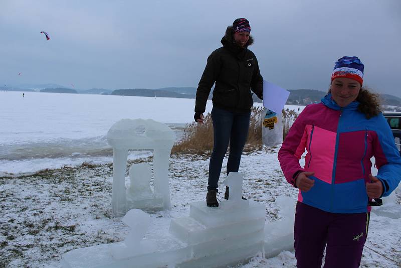 Lipno Ice Marathon prověřil na osm desítek borců, kteří nejsou z cukru.