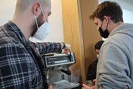 V rámci projektu Měsíc vzdělávání dospělých, který v Kaplici startuje v březnu, se zájemci mohou seznámit s 3D tiskárnou, ektromobily či si vyzkouší přípravu různých druhů kávy a mnoho dalšího.