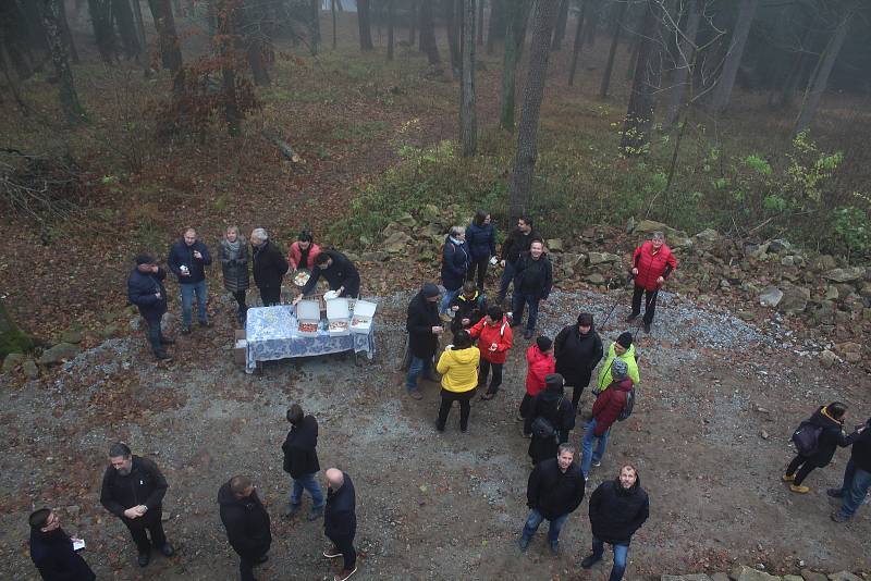 Rozhledna na Dobré Vodě je hotova. Hornoplánští ujišťují, že je z ní překrásný výhled.