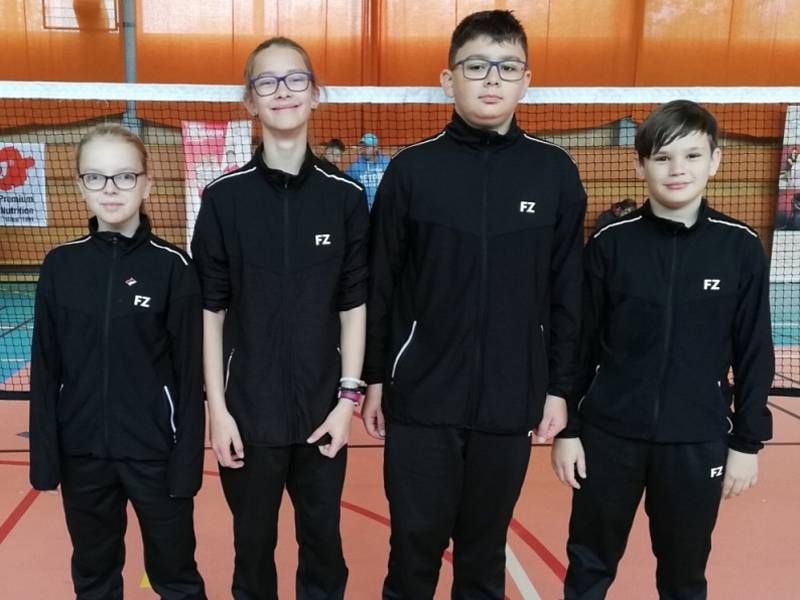 Krumlovští žáci na celostátním turnaji kategorie U13 v Mostu.