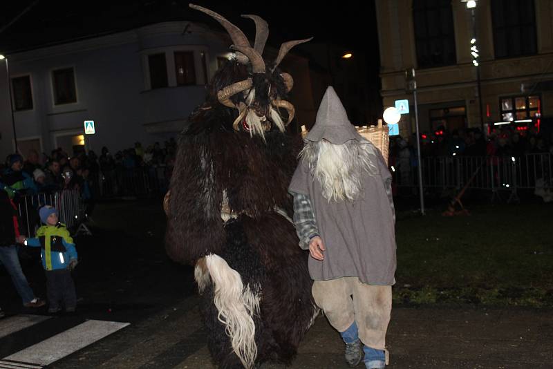 Krampus show v Kaplici v roce 2017.