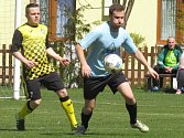 Oblastní I.B třída (skupina A) - 17. kolo: SK Zlatá Koruna (modré dresy) - Spartak Kaplice 0:3 (0:0).