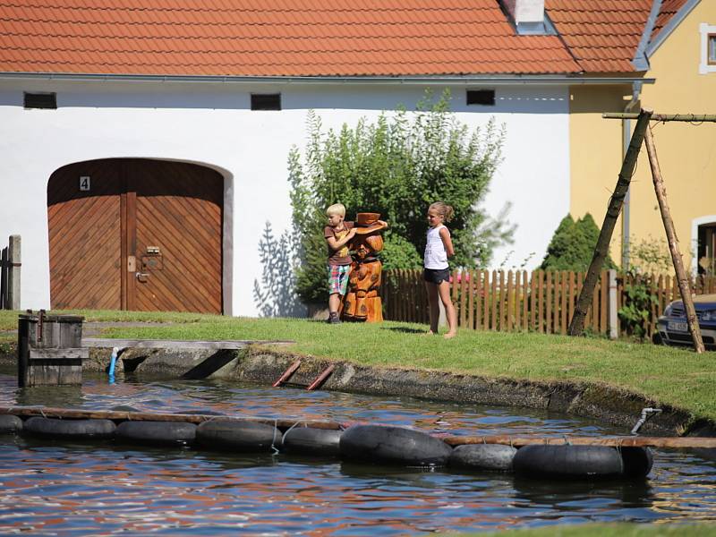 Jako každý rok, tak i letos sbor dobrovolných hasičů uspořádal v Chlumu nad Malší slavnosti.