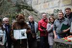 Medvíďata z krumlovského zámku jsou pokřtěna, sourozenci dostali rožmberská jména Vilém a Polyxena.