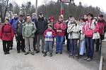 Turisté, kteří přijeli do Třísova směrem od Krumlova a Volar.