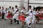 Významnou součástí Svatováclavských slavností je Mezinárodní folklórní festival.
