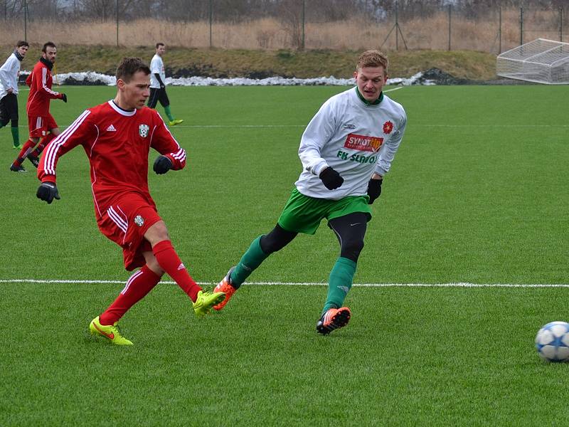 Generálka: FK Slavoj Český Krumlov (v bílém) - SK Jankov 2:0 (1:0).