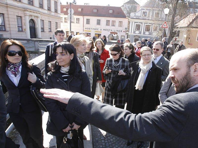 Město Český Krumlov chotím ministrů učaroval.