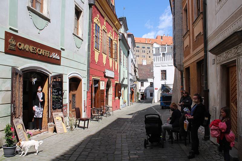 Český Krumlov o prvním májovém víkendu.