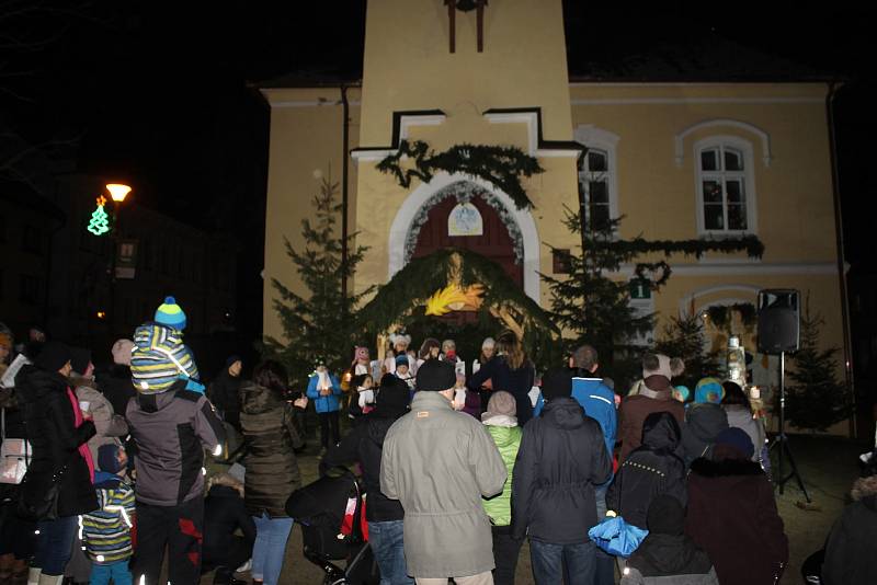 Česko zpívá koledy 2019 ve Vyšším Brodě.