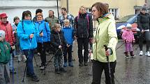 Nordic Walking branou Novohradských hor v Benešově nad Černou se konal i navzdory dešti.