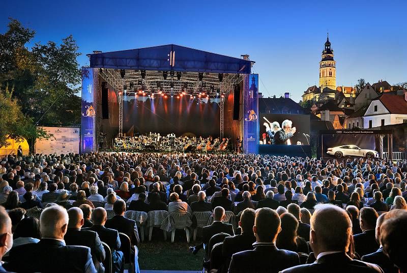 Zahájení jubilejního ročníku MHF s Plácidem Domingem.