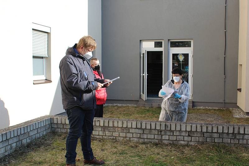 Antigenní testování v kaplické poliklinice.