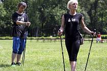 Nordic walking je stále populárnější