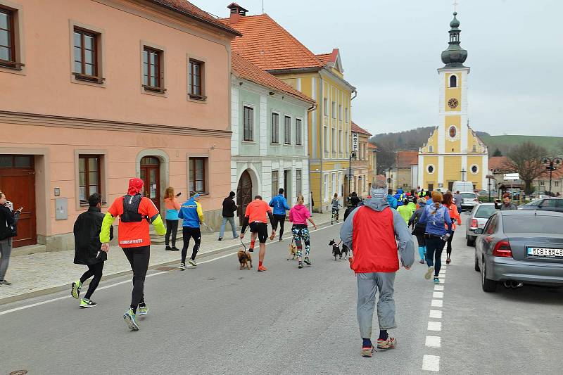 Přes Benešov nad Černou vedla trasa Horského maratonu a Novohradského ultra trailu.