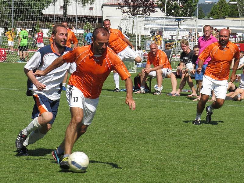 Paroh team Kaplice při turnaji veteránů ve Svitavách startoval již počtvrté, vždy se dostal mezi nejlepší čtyři a podruhé v řadě triumfoval.