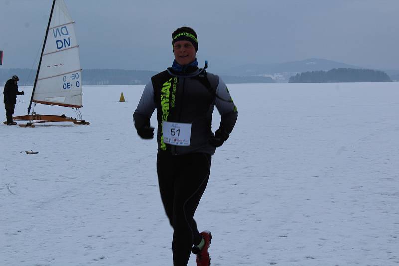 Lipno Ice Marathon prověřil na osm desítek borců, kteří nejsou z cukru.