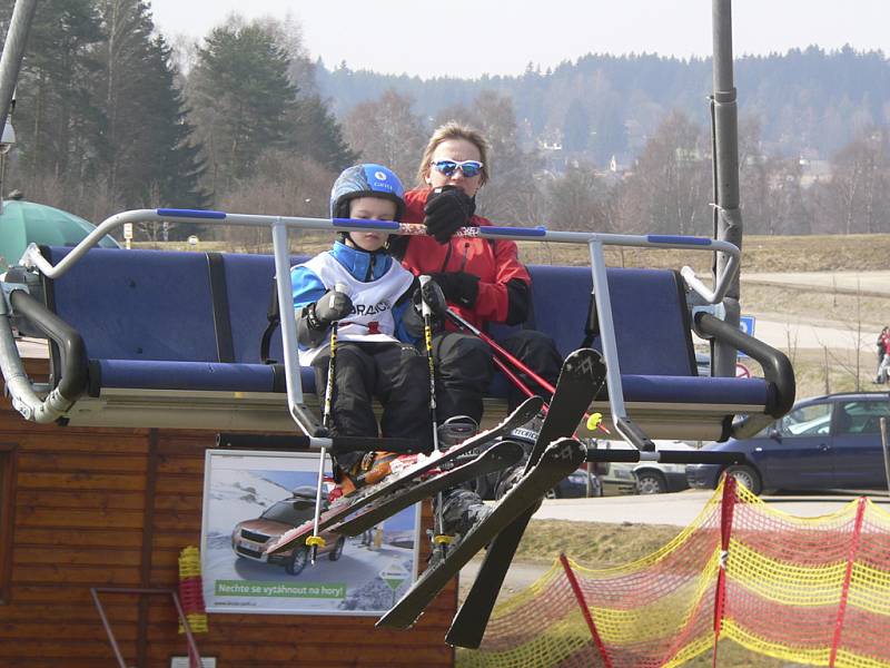 Předposlední sobotní lyžovačka na Lipně.