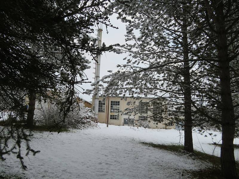 Kdysi vyhlášené plicní sanatorium na Českokrumlovsku nyní už více jak 15 let chátrá.