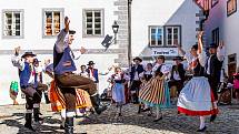 Svatováclavské slavnosti a Mezinárodní folklórní festival roztančily historické jádro Českého Krumlova.