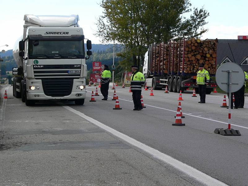 Cvičení policie a české armády na hraničních přechodech v Dolním a Horním Dvořišti.