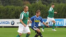Oblastní I.B třída (skupina A) - 9. kolo: TJ Malše Roudné B (zelené dresy) - FK Spartak Kaplice 1:2 (1:2).