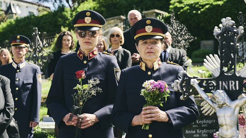 Natáčení jednoho dílu rakouského seriálu Zločin na hranicích se uskutečnilo na Kaplicku a Linecku. V televizi jej diváci uvidí už tuto neděli 9. října večer.