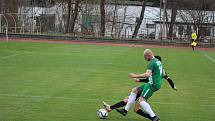 Fotbalová divize: Slavoj Český Krumlov - Tochovice 4:3 (2:1).