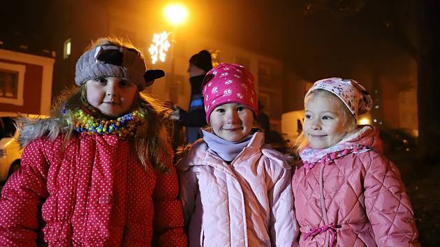 Zahájení adventu a rozsvícení vánočního stromu ve Vyšším Brodě.