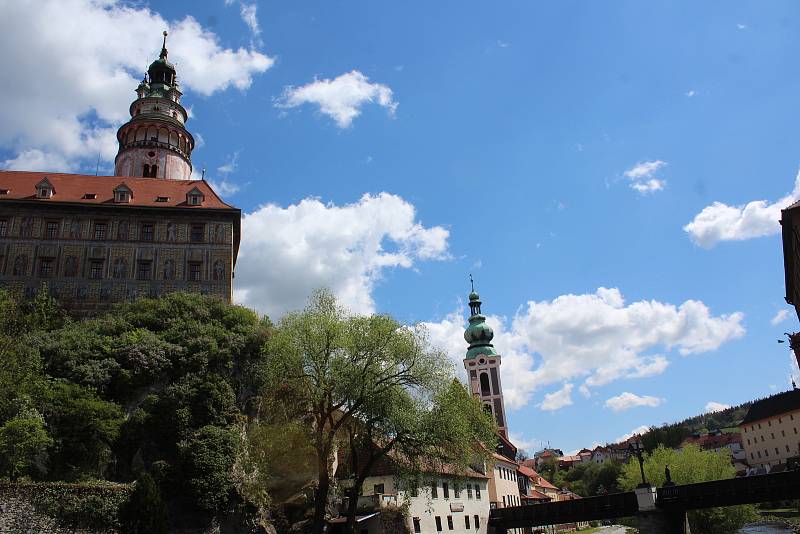 Český Krumlov o prvním májovém víkendu.